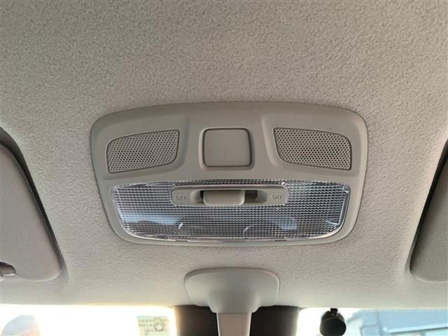 Suzuki SWIFT 2018-06 195956-25