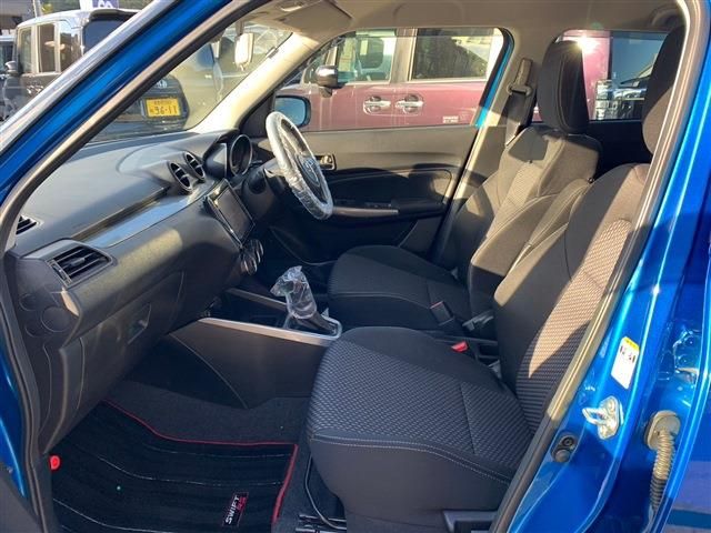 Suzuki SWIFT 2018-06 195956-1