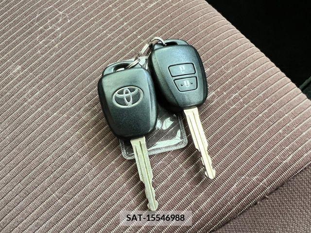 Toyota VITZ 2012-03 251864-6