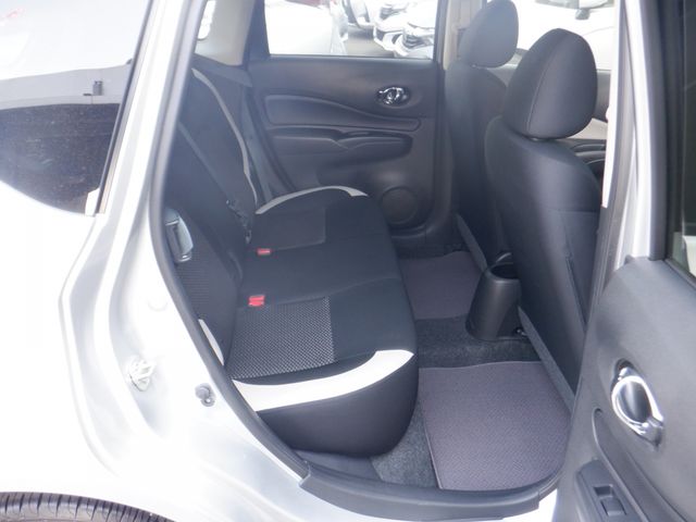 Nissan NOTE 2018-08 15368-11