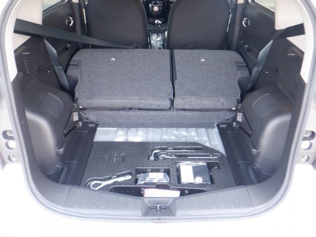 Nissan NOTE 2018-08 15368-15