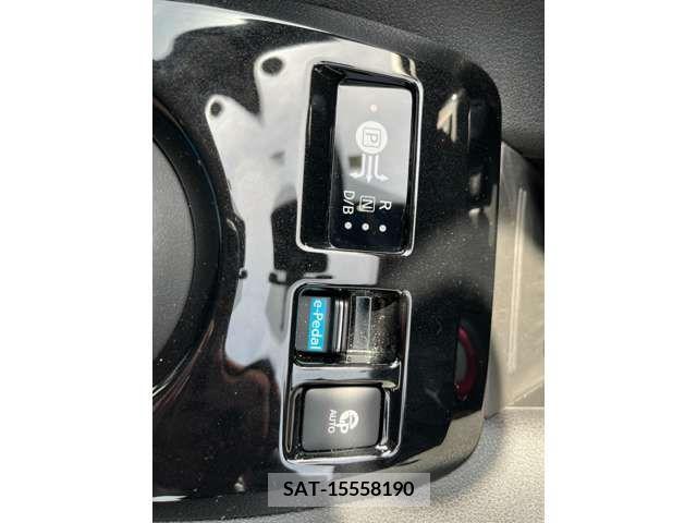 Nissan LEAF 2021-09 240699-12