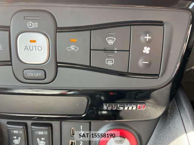 Nissan LEAF 2021-09 240699-10