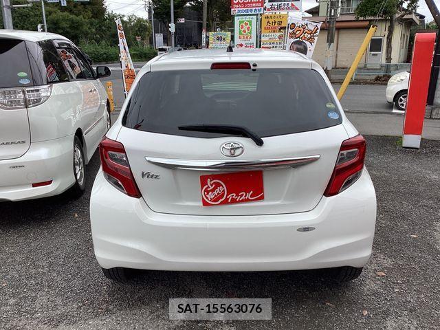 Toyota VITZ 2015-04 443096-6