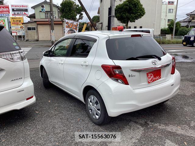 Toyota VITZ 2015-04 443096-8