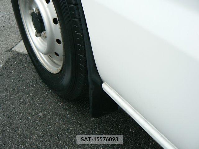 Suzuki EVERY 2014-01 206846-17