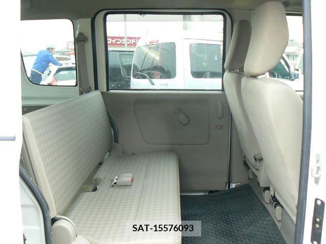 Suzuki EVERY 2014-01 206846-6