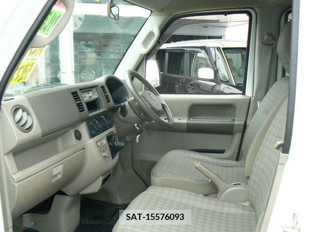 Suzuki EVERY 2014-01 206846-21