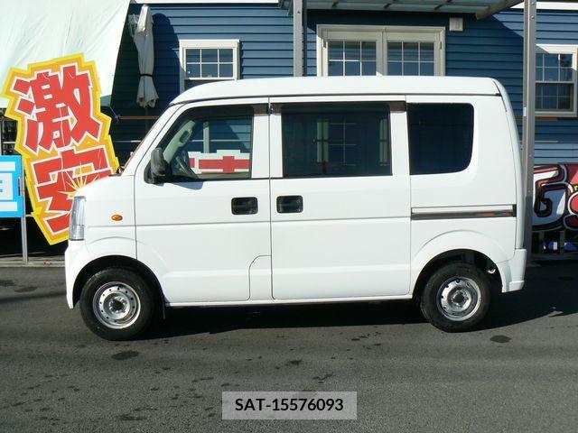 Suzuki EVERY 2014-01 206846-1