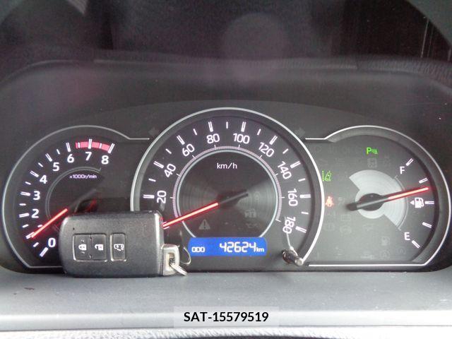 Toyota VOXY 2021-07 336036-27