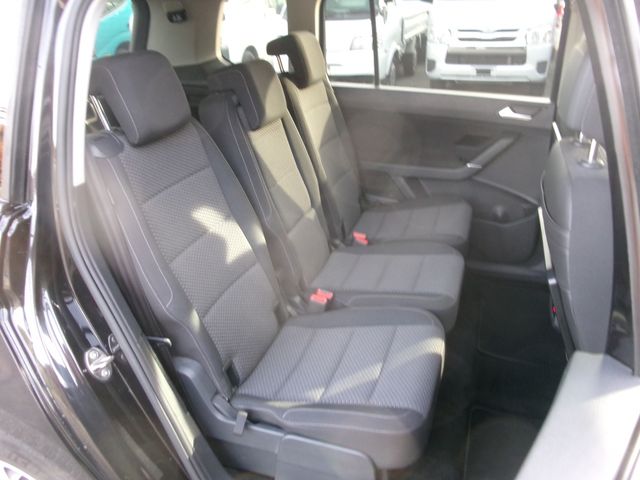 VolksWagen GOLF TOURAN 2016-03 185728-13