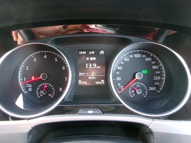 VolksWagen GOLF TOURAN 2016-03 185728-21