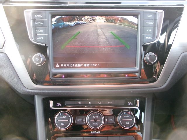 VolksWagen GOLF TOURAN 2016-03 185728-25