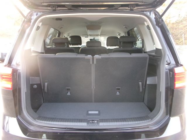VolksWagen GOLF TOURAN 2016-03 185728-7