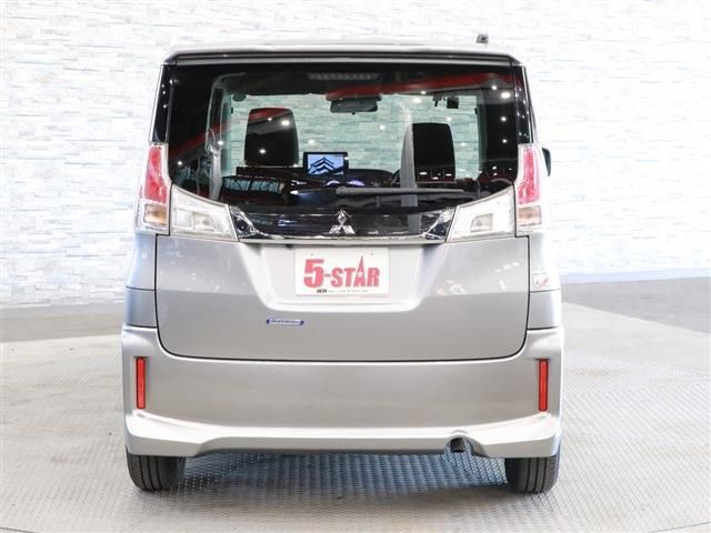 Mitsubishi DELICA D2 2017-05 11293-9