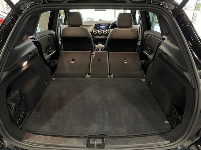 Mercedes Benz GLA-CLASS 2020-09 195105-16