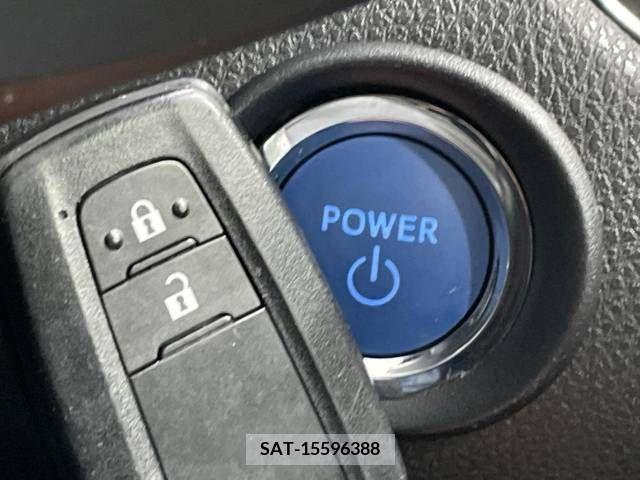 Toyota C-HR 2017-07 224486-5