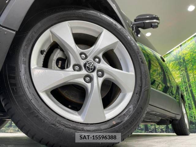 Toyota C-HR 2017-07 224486-13