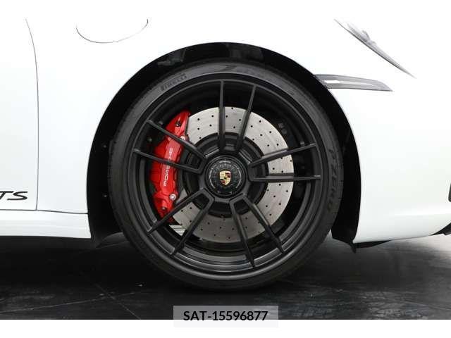 Porsche 911 2023-09 379296-4