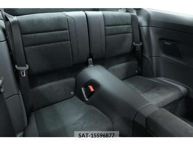 Porsche 911 2023-09 379296-10