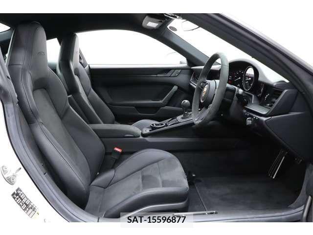 Porsche 911 2023-09 379296-1