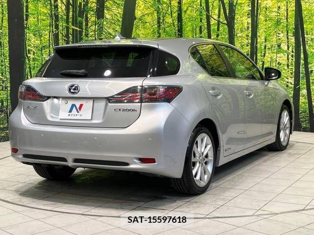 Lexus CT 2012-02 275147-17