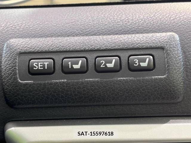 Lexus CT 2012-02 275147-4
