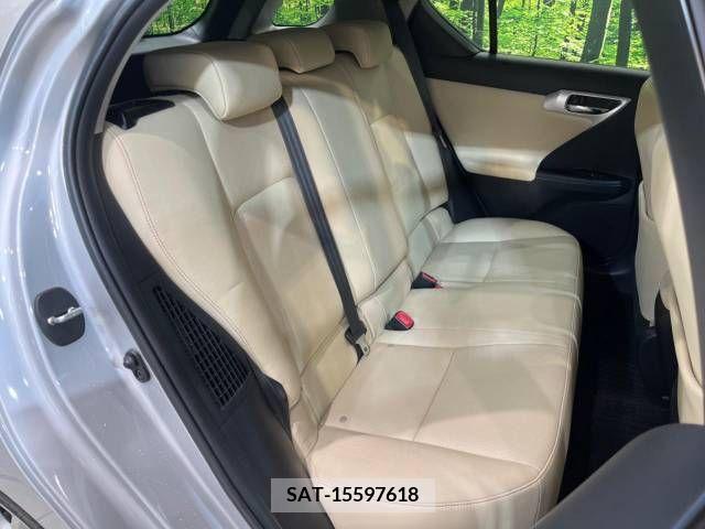 Lexus CT 2012-02 275147-10