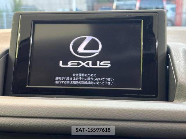 Lexus CT 2012-02 275147-2