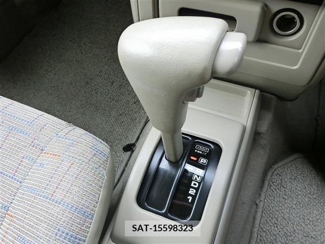 Nissan RASHEEN 1997-03 325275-16
