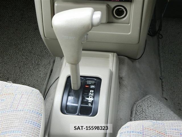 Nissan RASHEEN 1997-03 325275-13