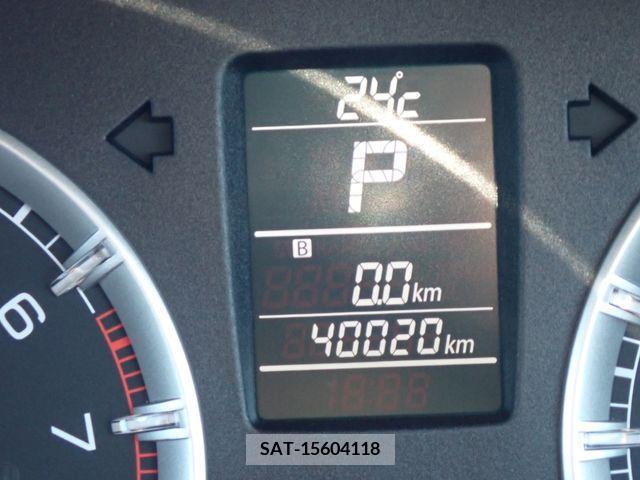Suzuki SWIFT 2012-05 286698-9