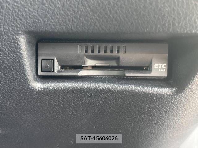 Toyota SIENTA 2018-05 314674-6