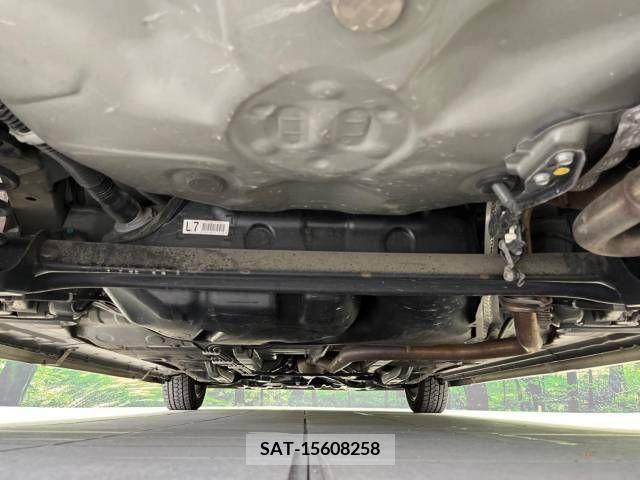 Toyota SPADE 2014-02 313671-19