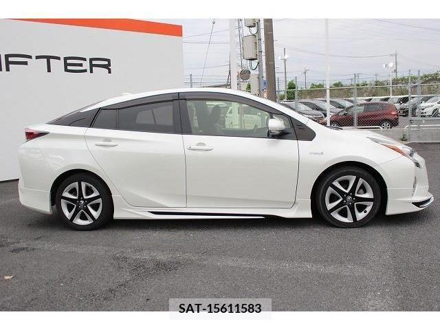 Toyota PRIUS 2016-07 282791-7