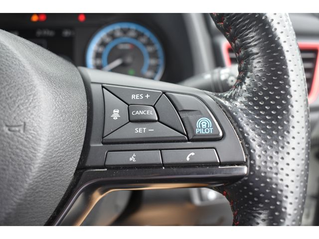 Nissan LEAF 2018-09 21870-5
