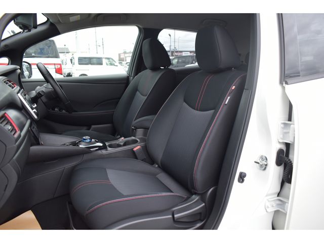 Nissan LEAF 2018-09 21870-15