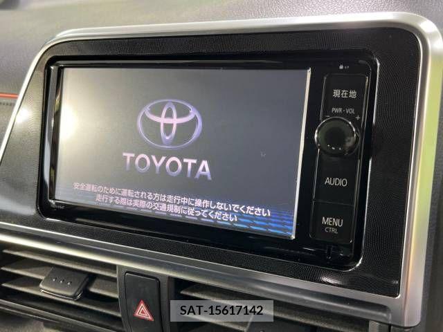 Toyota SIENTA 2016-05 382379-4