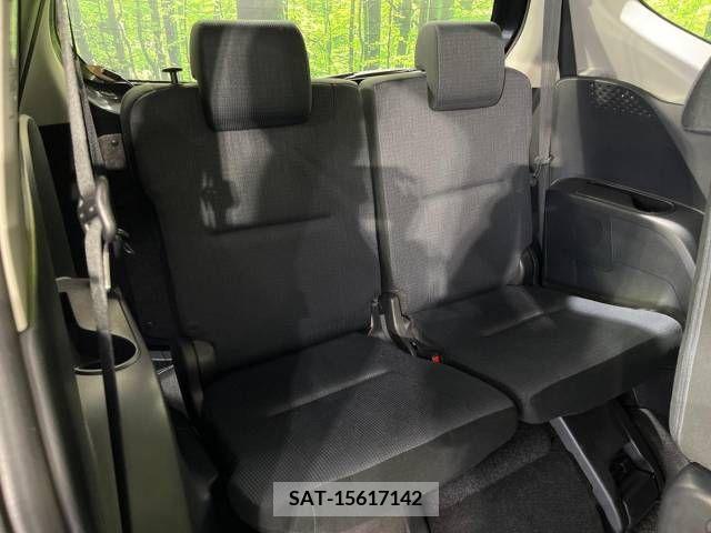 Toyota SIENTA 2016-05 382379-10