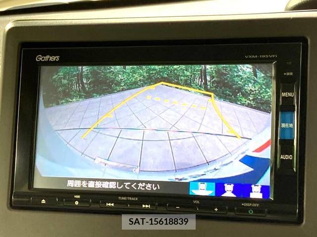 Honda N BOX 2019-02 364577-3