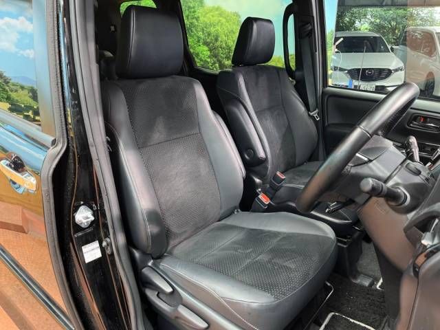 Toyota VOXY 2021-03 9491-10
