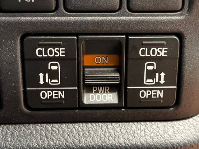 Toyota VOXY 2021-03 9491-6