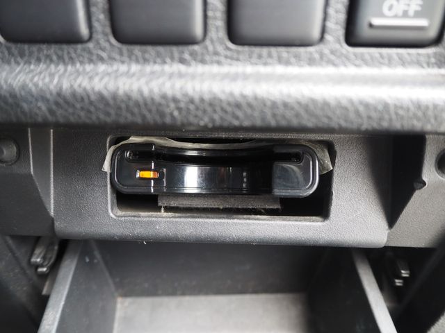 Nissan ELGRAND 2010-10 8779-17