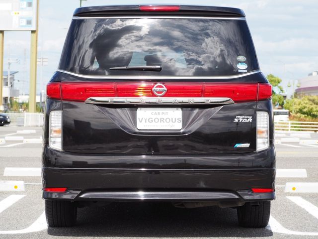 Nissan ELGRAND 2010-10 8779-11