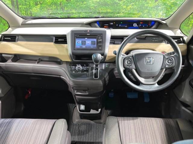 Honda FREED 2018-06 27823-1