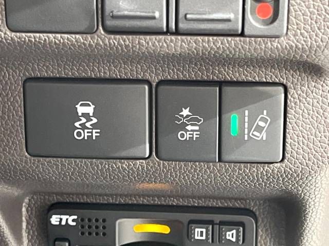 Honda FREED 2018-06 27823-7