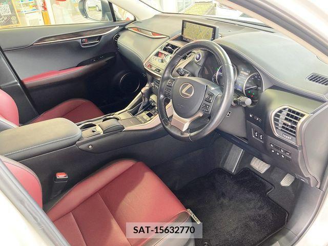 Lexus NX 2017-10 275683-8
