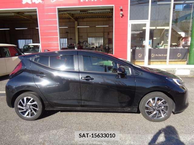 Toyota AQUA 2022-10 260267-6