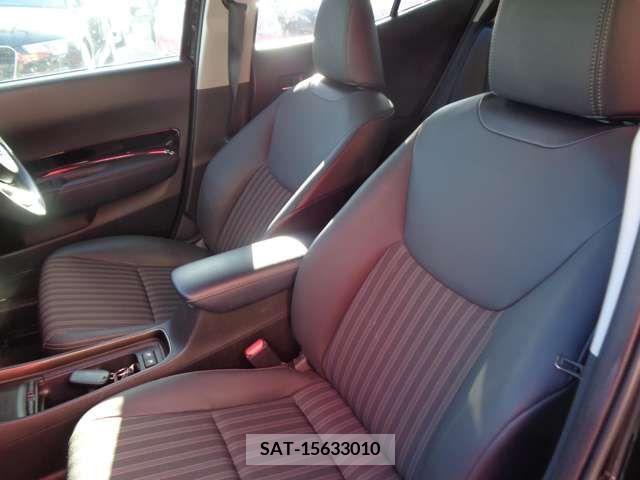 Toyota AQUA 2022-10 260267-11