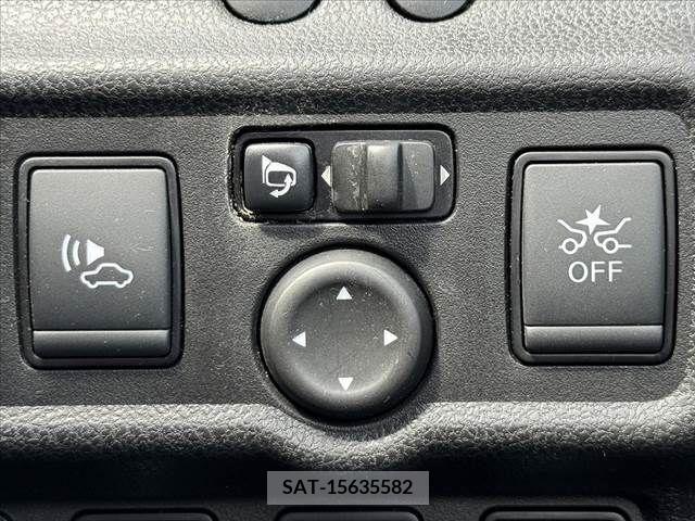 Nissan NOTE 2019-08 280082-4